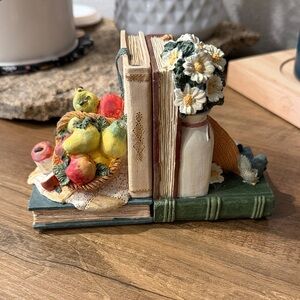 Decorative Bookends with Fruit and Flowers book lovers